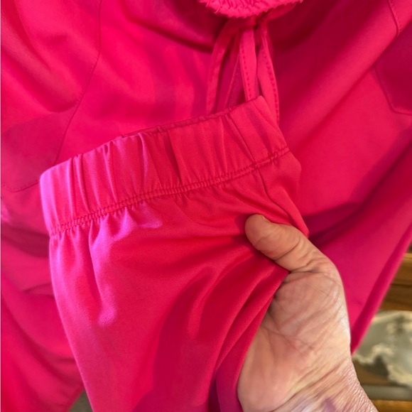 Healing hands scrubs, pink size large. Like new - Picture 4 of 5